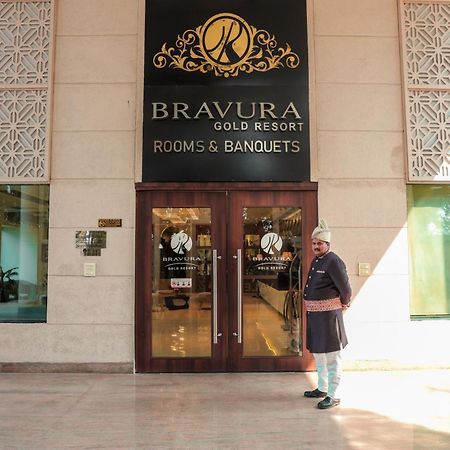 Bravura Gold Resort Meerut Zewnętrze zdjęcie