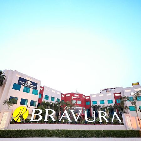 Bravura Gold Resort Meerut Zewnętrze zdjęcie